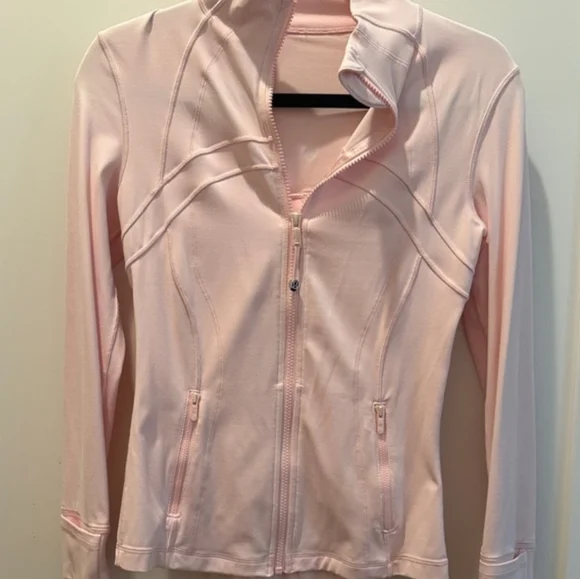 Lululemon Strawberry Milkshake Define Jacket Size 6. In good condition. See pics - Picture 2 of 8